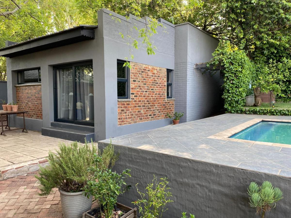46 On Allcock Guest Apartment & Luxury Room Pretoria-Noord Exterior foto